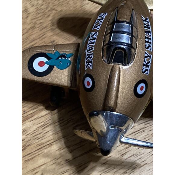 Sky Shark Propeller Plane Toysmith Gold Pull Back Toy - Picture 3 of 7